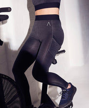 Load image into Gallery viewer, Motivate Anti Athletic Leggings Black
